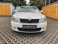 Gebraucht Skoda Octavia Family 122 PS (89 kW) 2012 Weiß Kombi