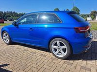 Gebraucht Audi A3 Sport 150 PS (110 kW) 2017 Arablau kristalleffekt Limousine