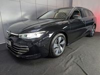 Gebraucht VW Passat Elegance 150 PS (110 kW) 2025 Schwarz Limousine