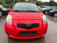 Gebraucht Toyota Yaris Team 69 PS (50 kW) 2009 Rot Kleinwagen
