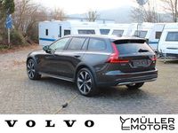 Gebraucht Volvo V60 CC Ultimate 250 PS (183 kW) 2024 Grau Kombi