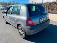 Używany Renault Clio II 75 KM (55 kW) 2002 Szary Hatchback