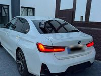 Gebraucht BMW 330e 292 PS (214 kW) 2022 Weiß Limousine