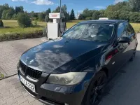 Gebraucht BMW 320 177 PS (130 kW) 2008 Schwarz Limousine