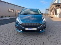 Gebraucht Ford S-MAX Titanium 190 PS (139 kW) 2020 Blau Van / Kleinbus