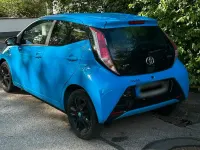 Gebraucht Toyota Aygo 69 PS (50 kW) 2015 Blau Kleinwagen