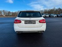 Gebraucht Mercedes C350e Elegance 211 PS (155 kW) 2015 Weiß Limousine