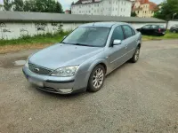 Gebraucht Ford Mondeo Ghia 155 PS (114 kW) 2006 Silber Limousine
