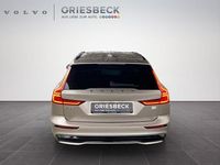 Gebraucht Volvo V60 Plus 455 PS (334 kW) 2023 Bright dusk / metallic Kombi