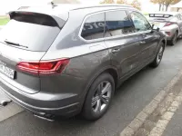 Gebraucht VW Touareg R-line 231 PS (169 kW) 2022 Siliziumgrau metallic SUV