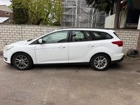 Second-hand Ford Focus 120 CP (88 kW) 2016 Alb Break