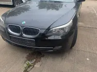Gebraucht BMW 523 190 PS (139 kW) 2007 Schwarz Kombi