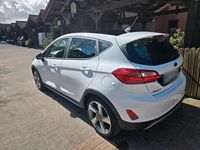 Gebraucht Ford Fiesta Active 101 PS (74 kW) 2019 Weiß Kleinwagen