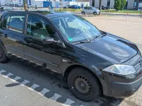Gebraucht Renault Mégane Authentique 98 PS (72 kW) 2004 Schwarz Kleinwagen