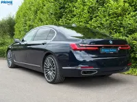 Gebraucht BMW 730L Executive 265 PS (194 kW) 2020 Blau Limousine