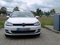 Gebraucht VW Golf VII 110 PS (80 kW) 2016 Weiß Limousine