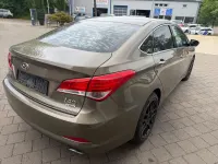 Gebraucht Hyundai i40 Style 136 PS (100 kW) 2014 Beige Limousine