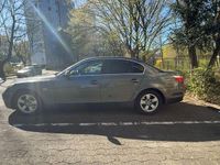 Gebraucht BMW 523 177 PS (130 kW) 2007 Grau Limousine
