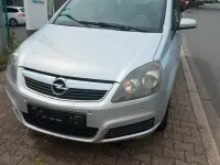 Gebraucht Opel Zafira 150 PS (110 kW) 2006 Silber Van / Kleinbus