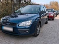 Używany Ford Focus 101 KM (74 kW) 2006 Niebieski Kombi