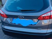 Gebraucht Ford Focus Trend 125 PS (91 kW) 2013 Braun Limousine