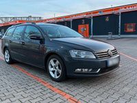 Usata VW Passat 105 CV (77 kW) 2014 Grigio Station wagon