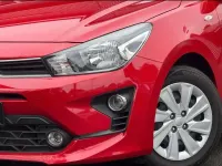 Gebraucht Kia Rio Edition 7 84 PS (61 kW) 2023 (beg) signal red m Kleinwagen
