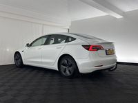 Gebraucht Tesla Model 3 Standard Range 175 kW (238 PS) 2020 Weiß Limousine