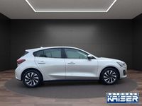 Gebraucht Ford Focus Titanium 125 PS (91 kW) 2024 Silber Limousine