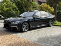 Gebraucht BMW M760 Sport Line 609 PS (447 kW) 2017 Schwarz Limousine