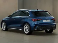 Second-hand Audi A3 S-Line 204 CP (150 kW) 2025 Albastru Berlinǎ