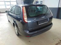 Gebraucht Ford Focus Style 101 PS (74 kW) 2010 Royalgrau met. Kombi