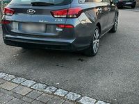 Gebraucht Hyundai i30 110 PS (80 kW) 2017 Grau Kombi