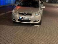 Gebraucht Toyota Auris 124 PS (91 kW) 2008 Silber Kleinwagen