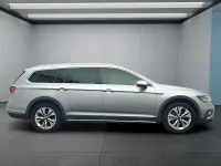 Gebraucht VW Passat 200 PS (147 kW) 2022 Silber Kombi