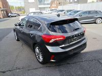 Gebraucht Ford Focus Titanium 120 PS (88 kW) 2019 Magneticgrau (metallic) Kleinwagen