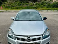 Gebraucht Opel Astra 110 PS (80 kW) 2010 Silber Kombi