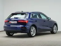 Gebraucht Audi A3 Basis 116 PS (85 kW) 2024 Navarrablau metallic Limousine
