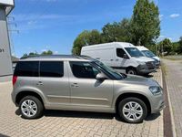 Gebraucht Skoda Yeti Cool Edition 140 PS (102 kW) 2016 Beige SUV