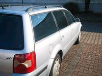Gebraucht VW Passat 116 PS (85 kW) 2002 Silber Kombi