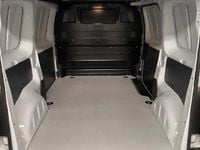 Gebraucht Opel Vivaro-e Combi 100 kW (136 PS) 2023 Weiß Van