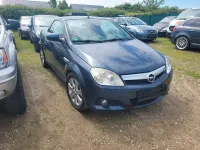 Używany Opel Tigra Edition 90 KM (66 kW) 2009 Niebieski Kabriolet