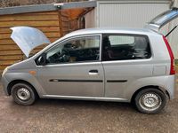 Gebraucht Daihatsu Cuore 58 PS (42 kW) 2006 Silber Kleinwagen