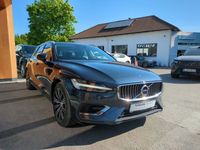 Gebraucht Volvo V60 Core 398 PS (292 kW) 2022 Blau Kombi