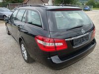 Gebraucht Mercedes E220 170 PS (125 kW) 2011 Schwarz Kombi