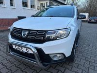 Gebraucht Dacia Sandero Celebration 90 PS (66 kW) 2018 Weiß SUV