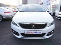 Gebraucht Peugeot 308 131 PS (96 kW) 2018 Weiß Limousine
