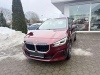 Gebraucht BMW 218 150 PS (110 kW) 2024 Piemont rot Van / Kleinbus
