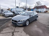 Gebraucht Volvo V40 Kinetic 150 PS (110 kW) 2016 Osmium grey / metallic Kombi