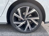 gebraucht VW Golf VIII 1,5TSI R-Line DSG Navi-AppConnect